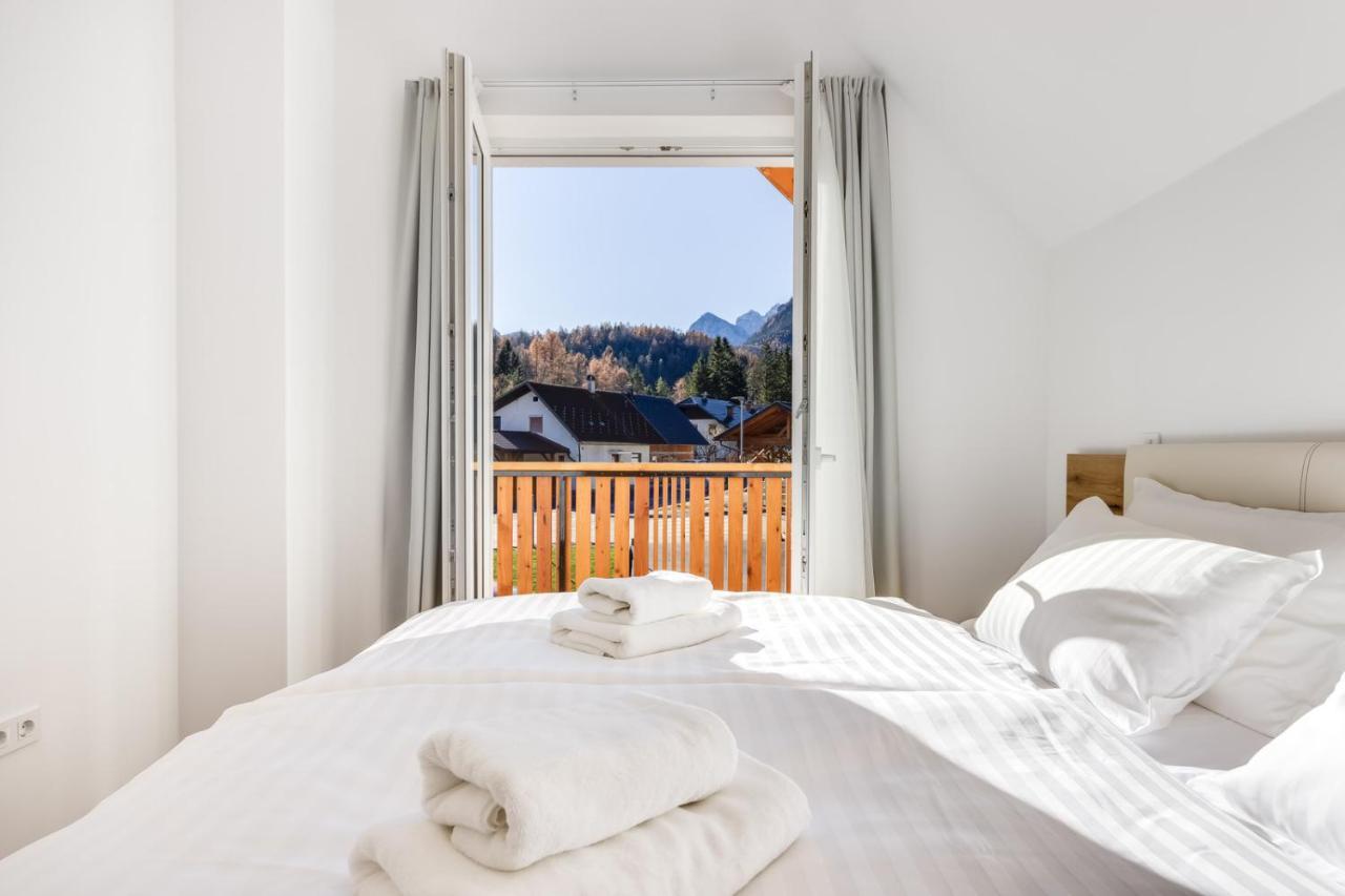 Chic Apartments With Balcony And Spa In 莫斯特拉纳 外观 照片