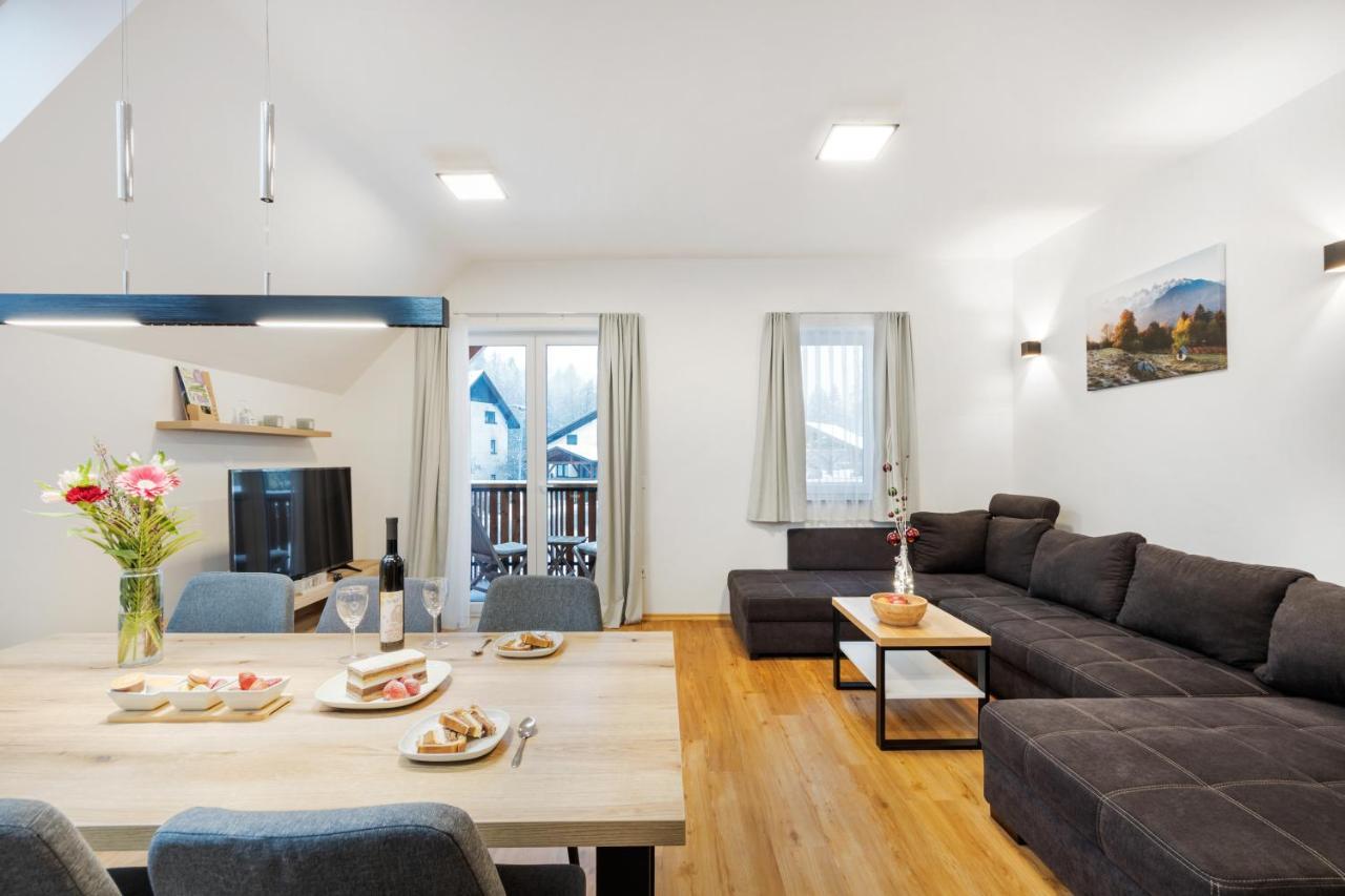Chic Apartments With Balcony And Spa In 莫斯特拉纳 外观 照片