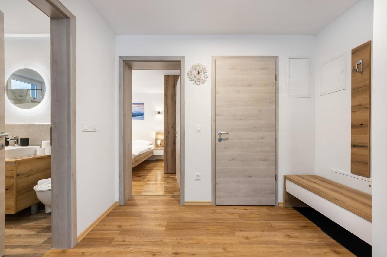 Chic Apartments With Balcony And Spa In 莫斯特拉纳 外观 照片